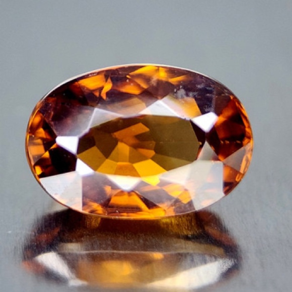 2.28 Crt Natural Imperial Zircon.
